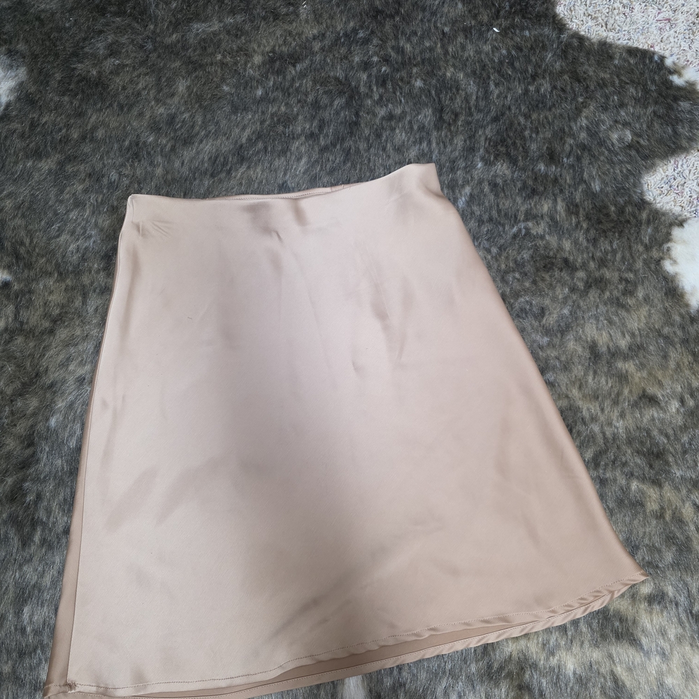 Rachel Zoe Classic Beige Midi Skirt